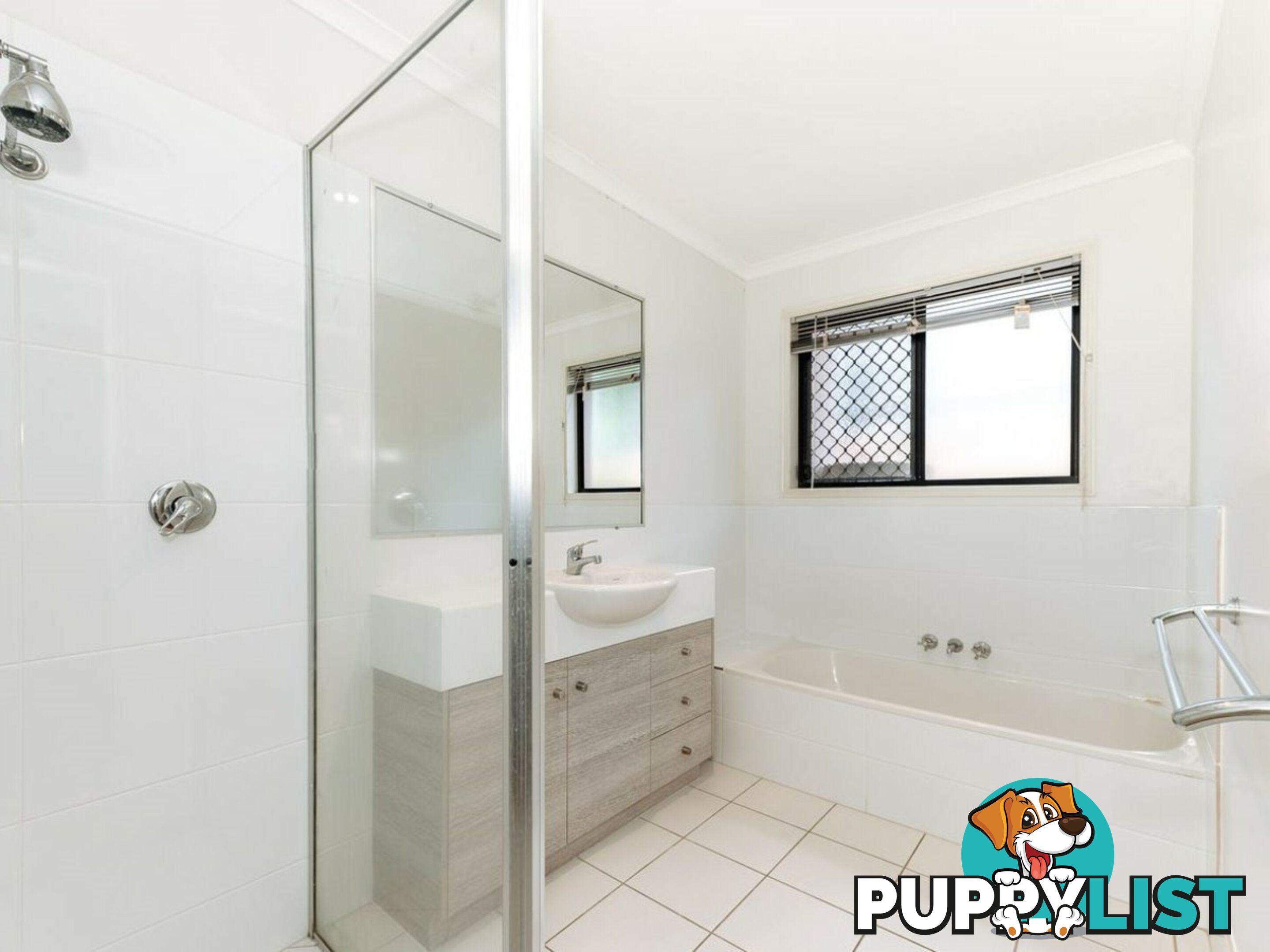 15 Sandringham Close TELINA QLD 4680