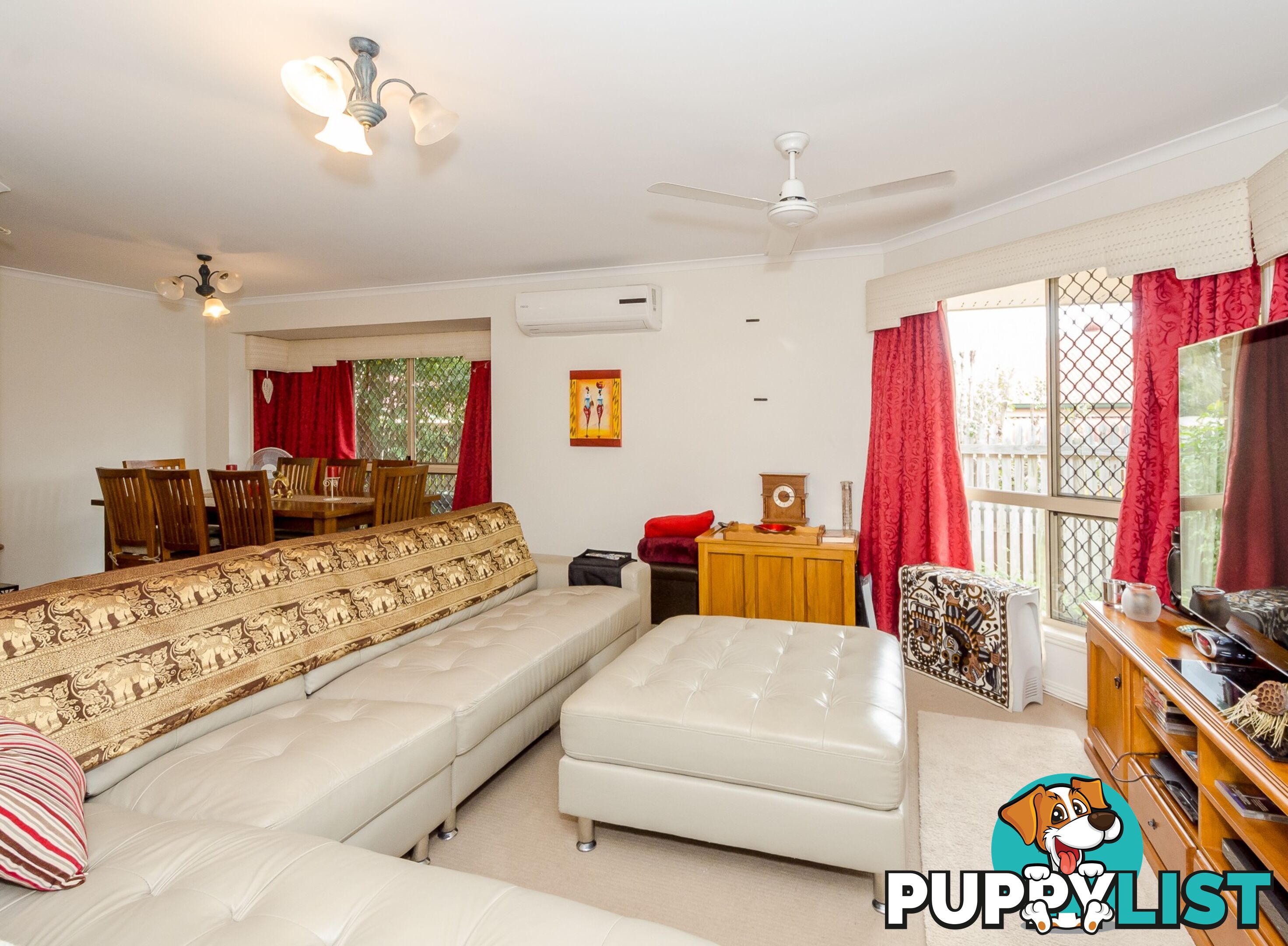 128 J Hickey Avenue CLINTON QLD 4680