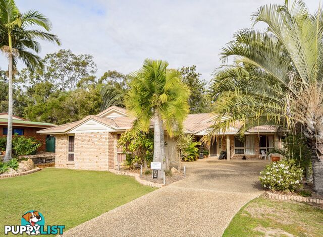 128 J Hickey Avenue CLINTON QLD 4680