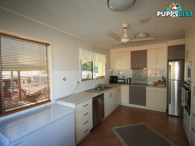 26 Dalton Street CLINTON QLD 4680