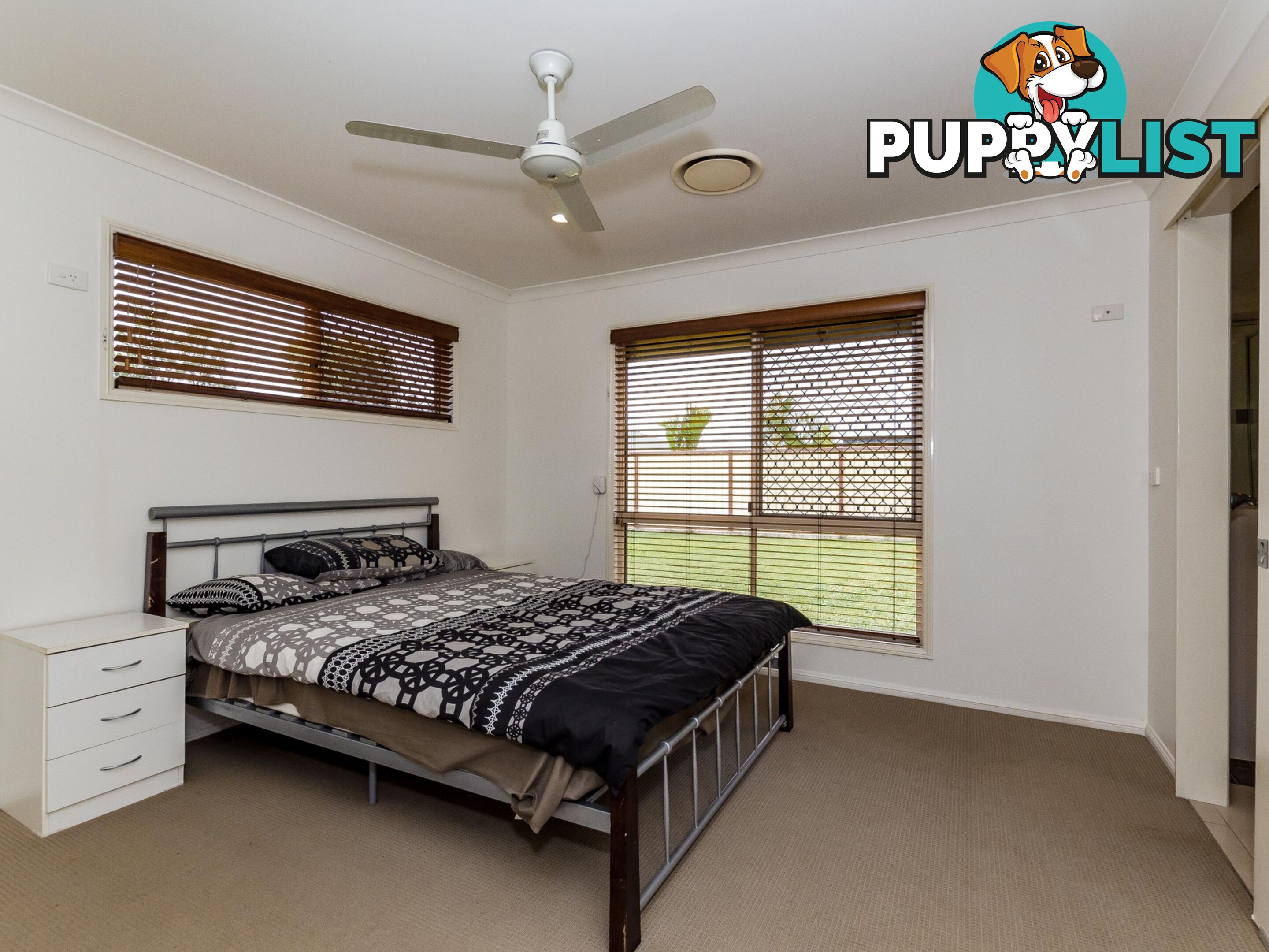 13 Dorinda Close CLINTON QLD 4680