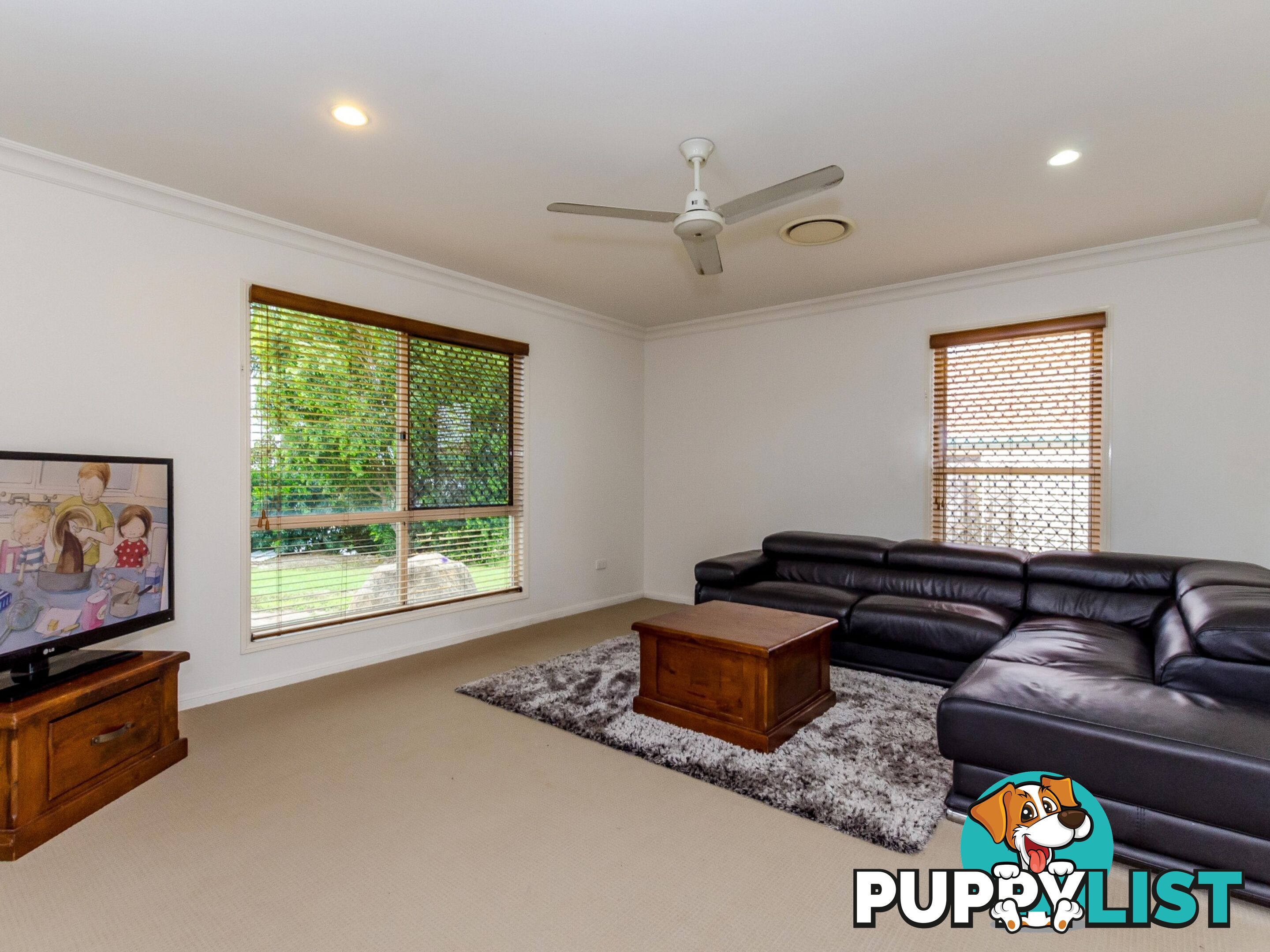 13 Dorinda Close CLINTON QLD 4680