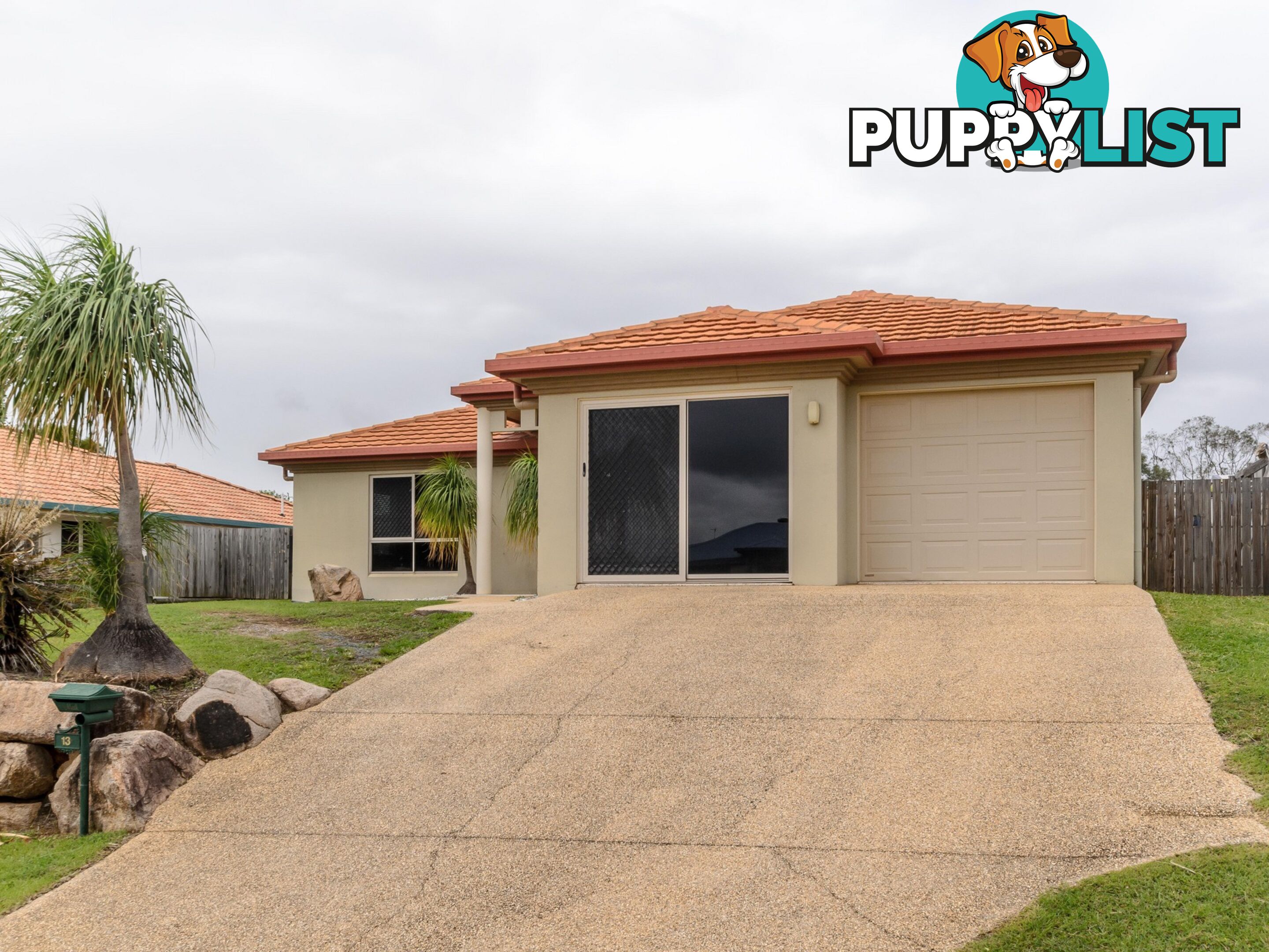 13 Dorinda Close CLINTON QLD 4680