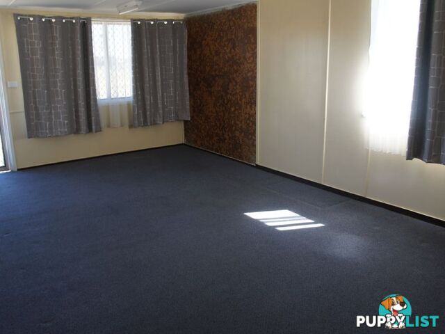34 Wood Street BARNEY POINT QLD 4680