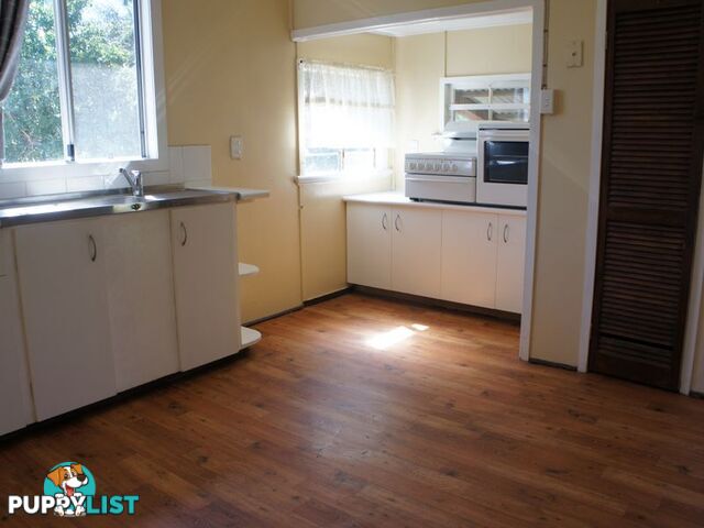 34 Wood Street BARNEY POINT QLD 4680