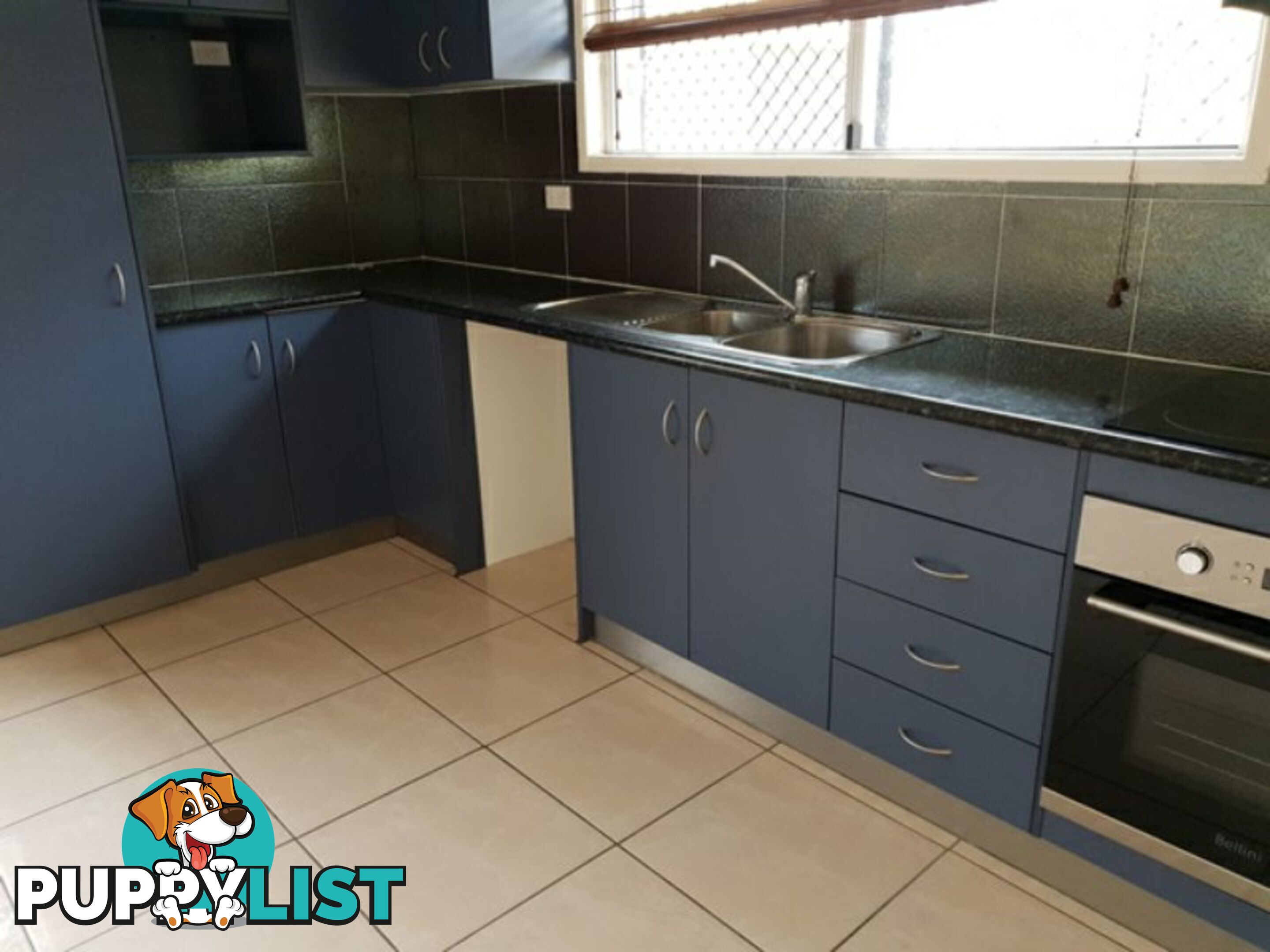 18 Busteed Street WEST GLADSTONE QLD 4680