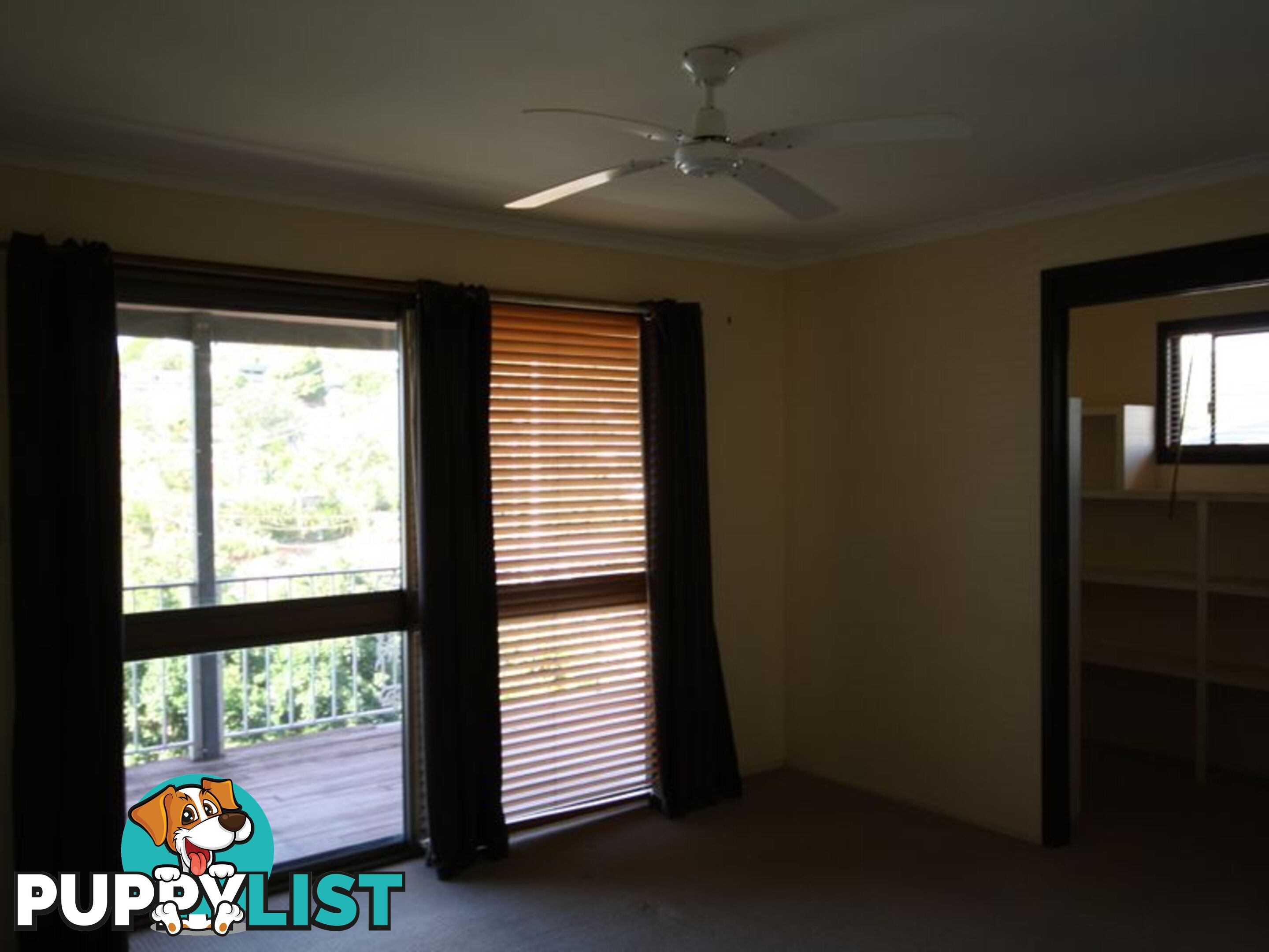 14 Far Street WEST GLADSTONE QLD 4680