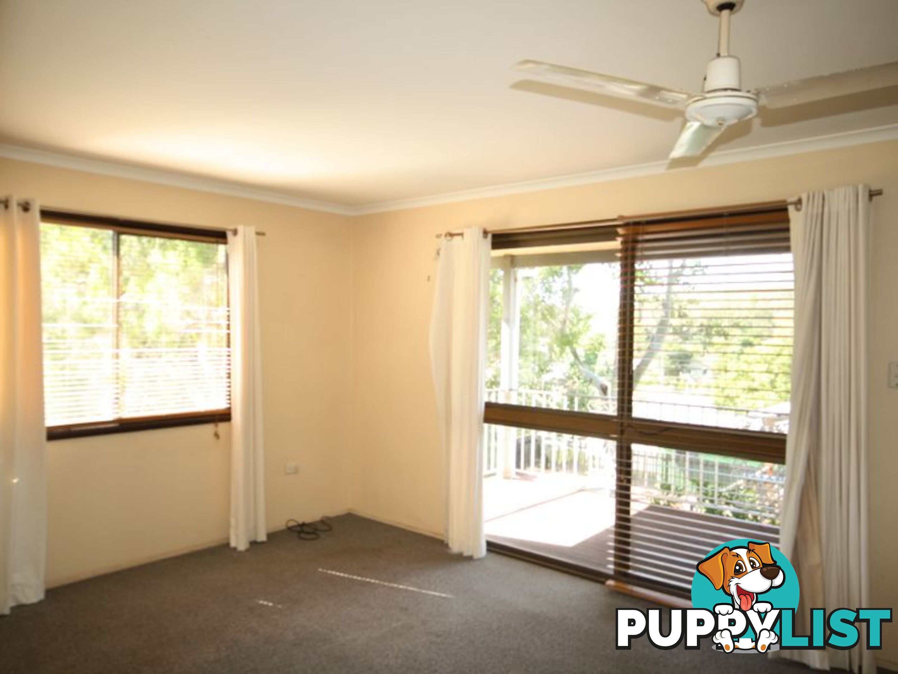 14 Far Street WEST GLADSTONE QLD 4680