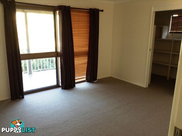 14 Far Street WEST GLADSTONE QLD 4680