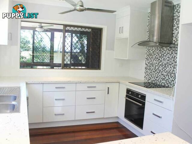 4 School Street TANNUM SANDS QLD 4680