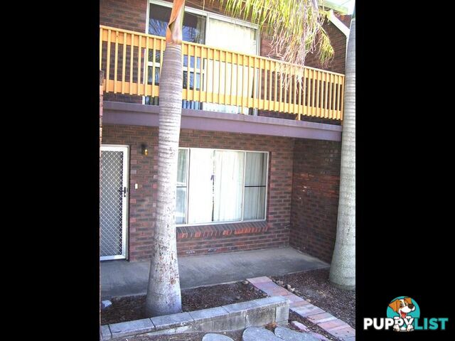 Unit 3/51 Harbour Terrace GLADSTONE CENTRAL QLD 4680