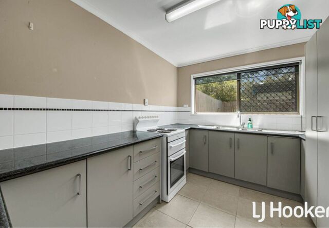 Unit 4/5 Mccann Street SOUTH GLADSTONE QLD 4680