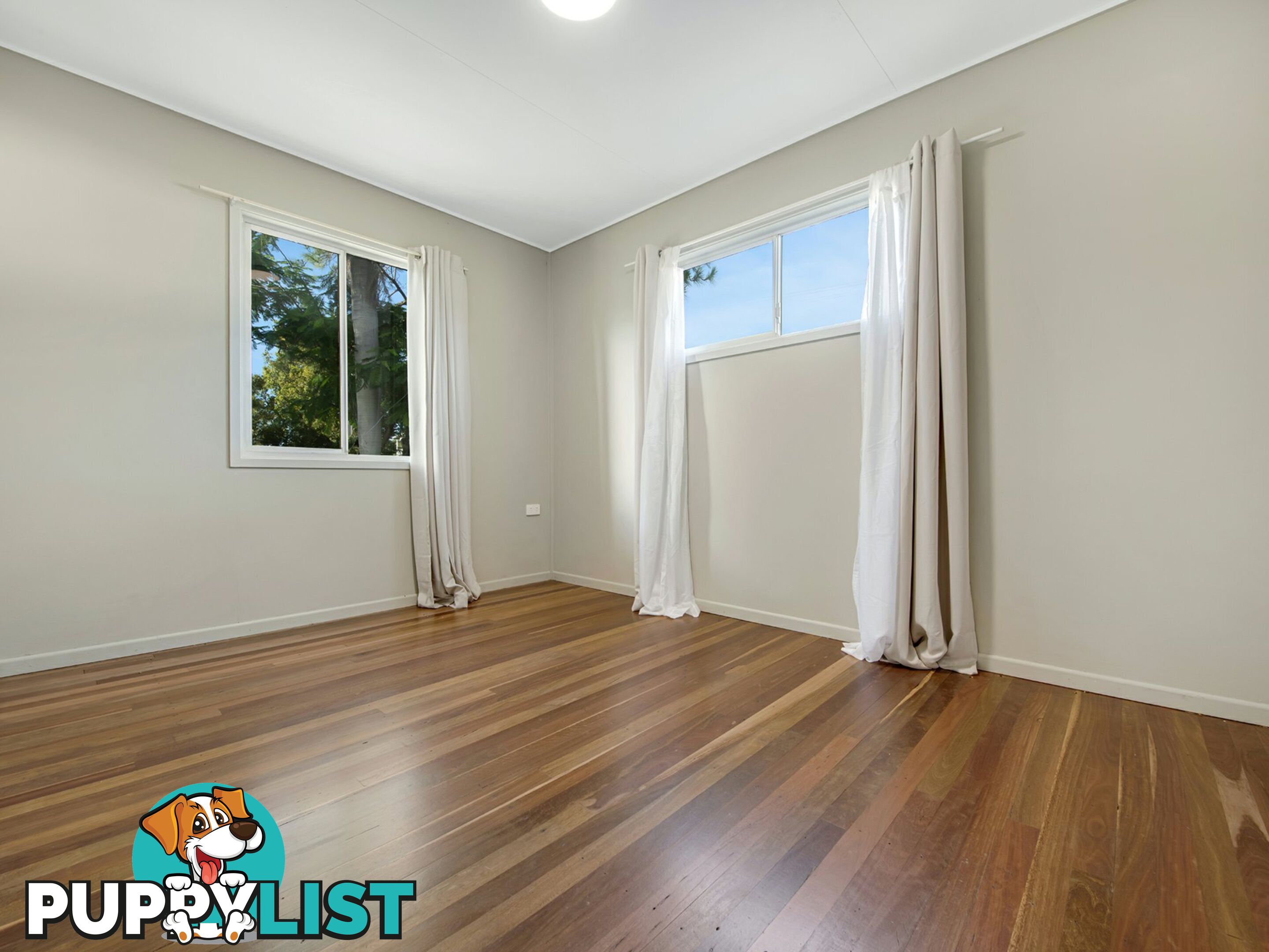 15 McDonald Street CLINTON QLD 4680