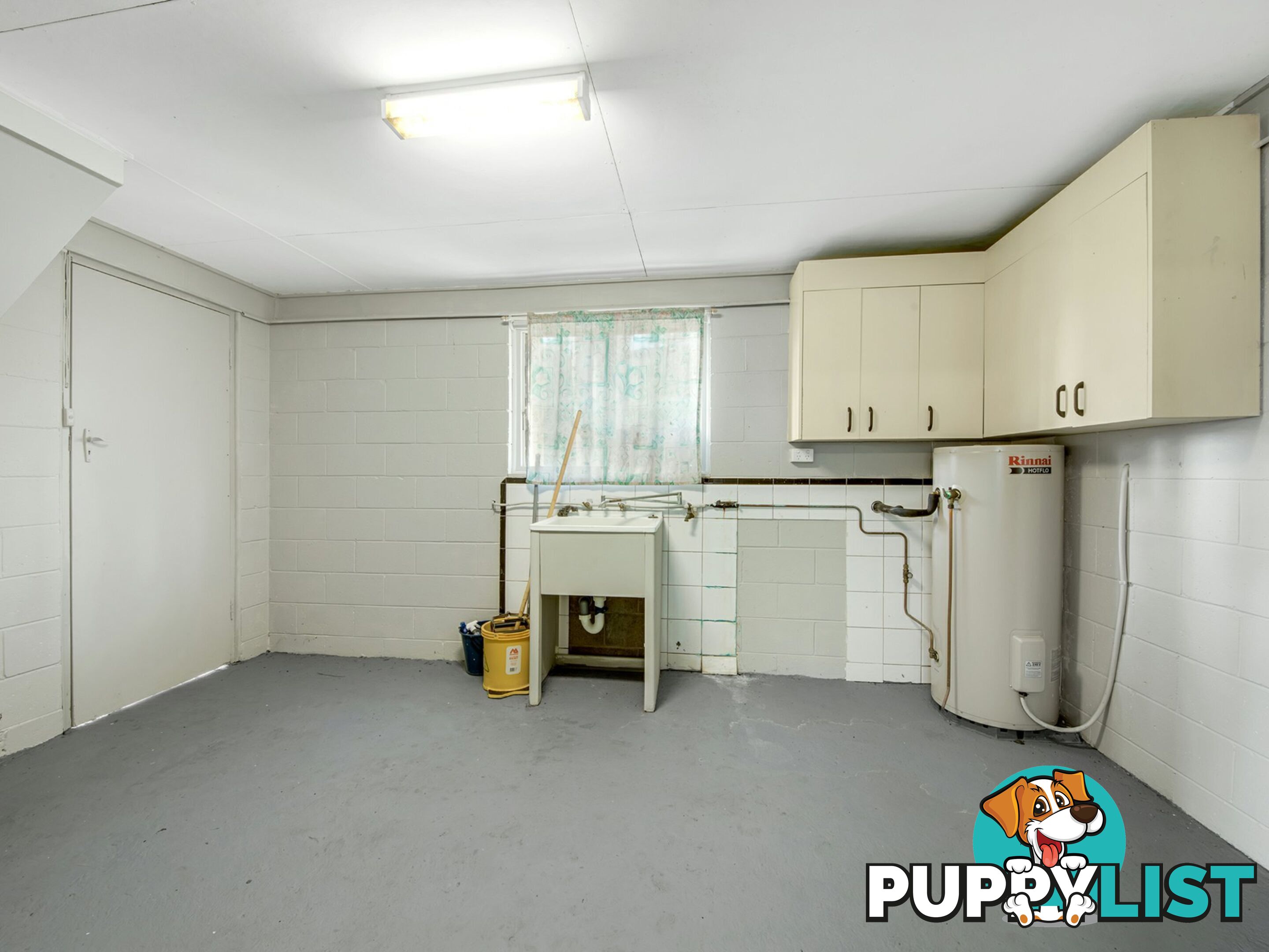 15 McDonald Street CLINTON QLD 4680