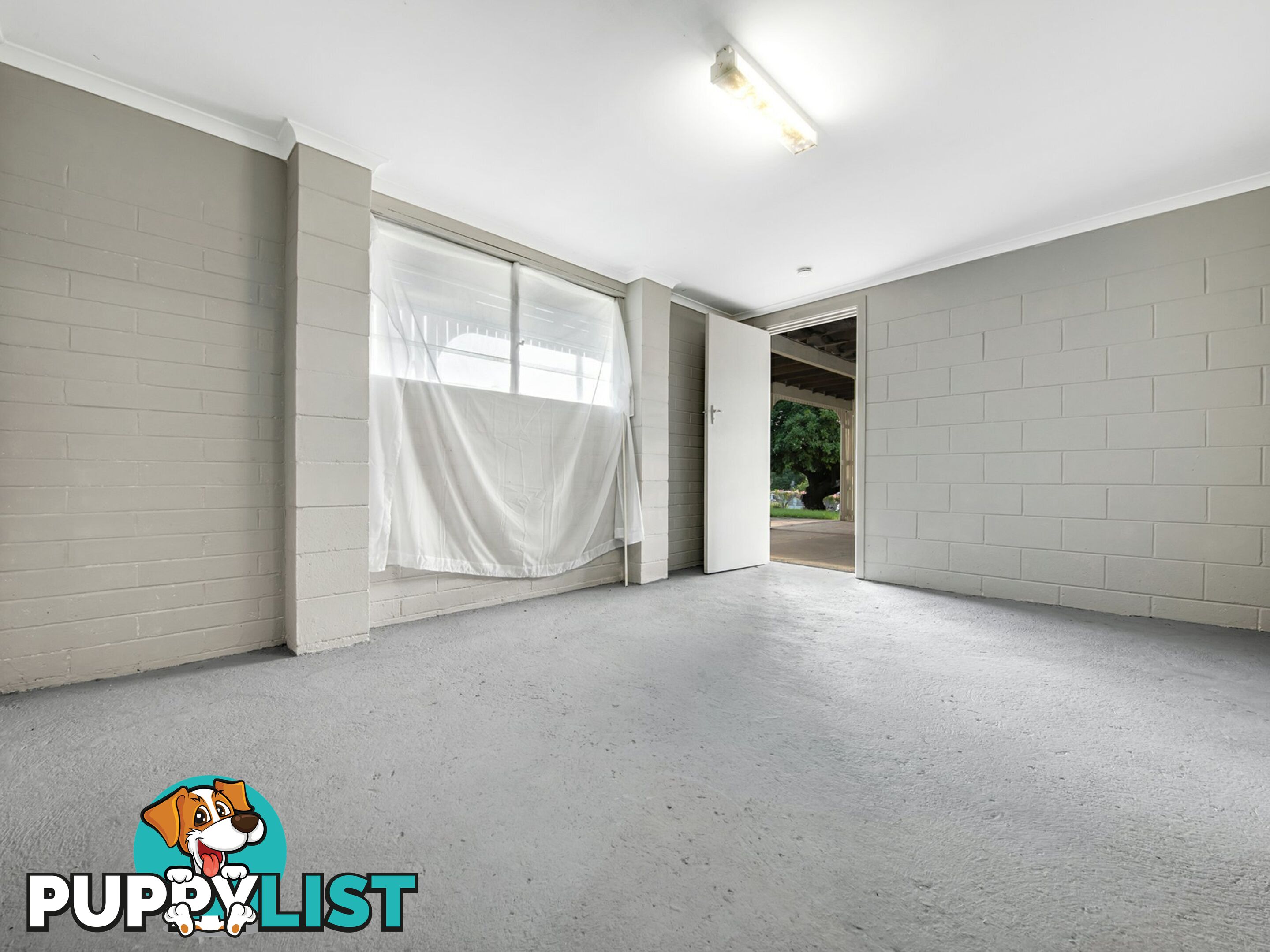 15 McDonald Street CLINTON QLD 4680