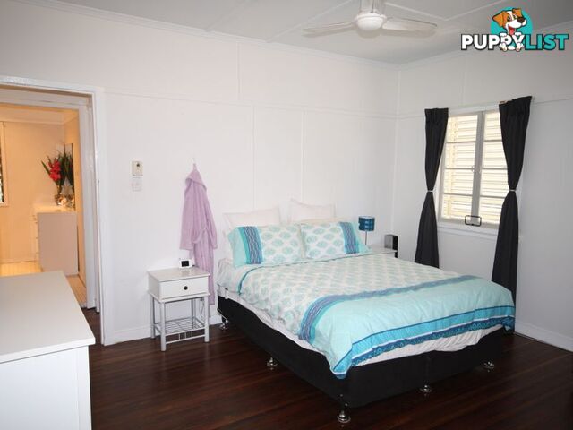 17 Friend Street BARNEY POINT QLD 4680