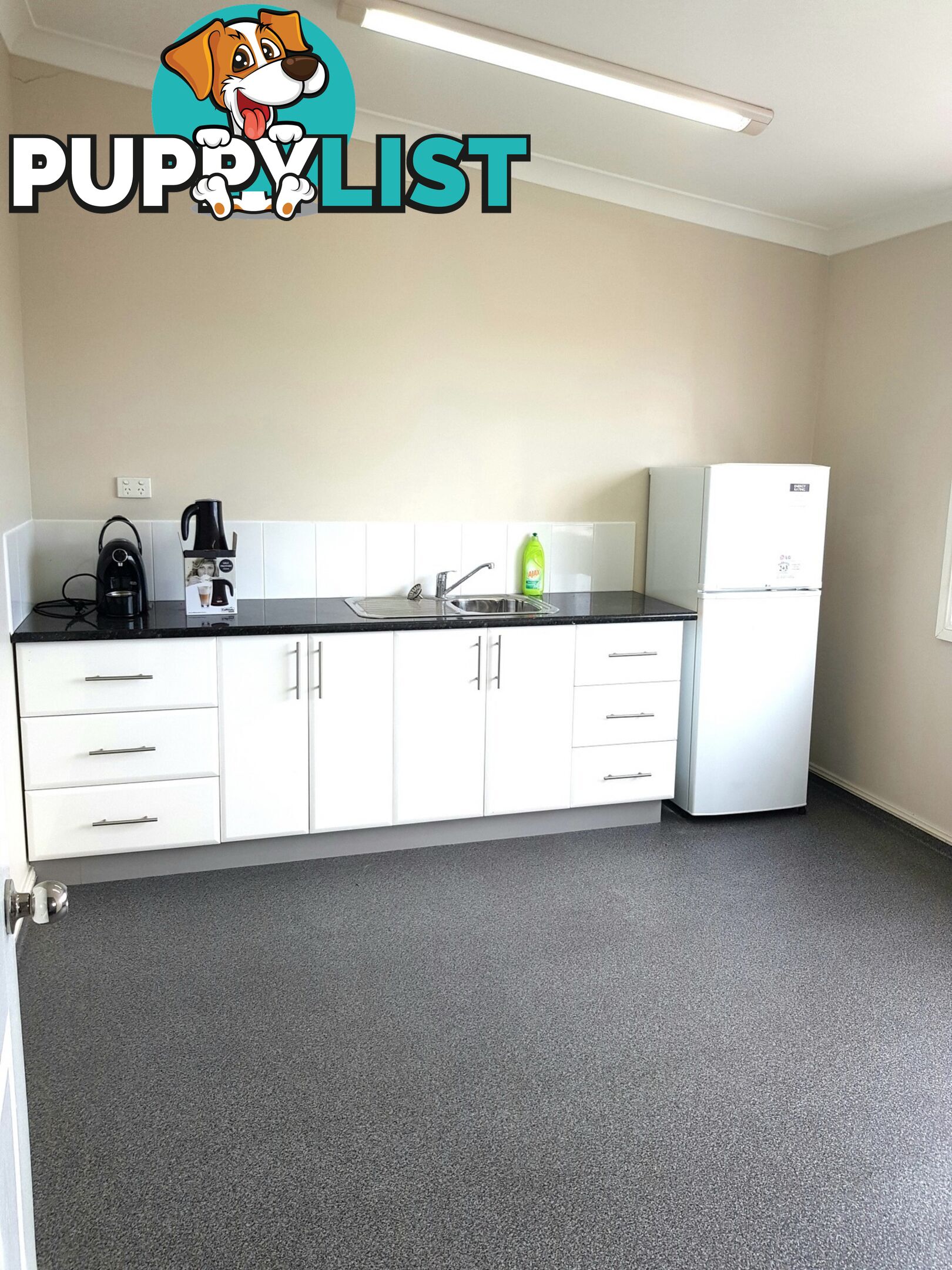 143 Auckland Street GLADSTONE CENTRAL QLD 4680