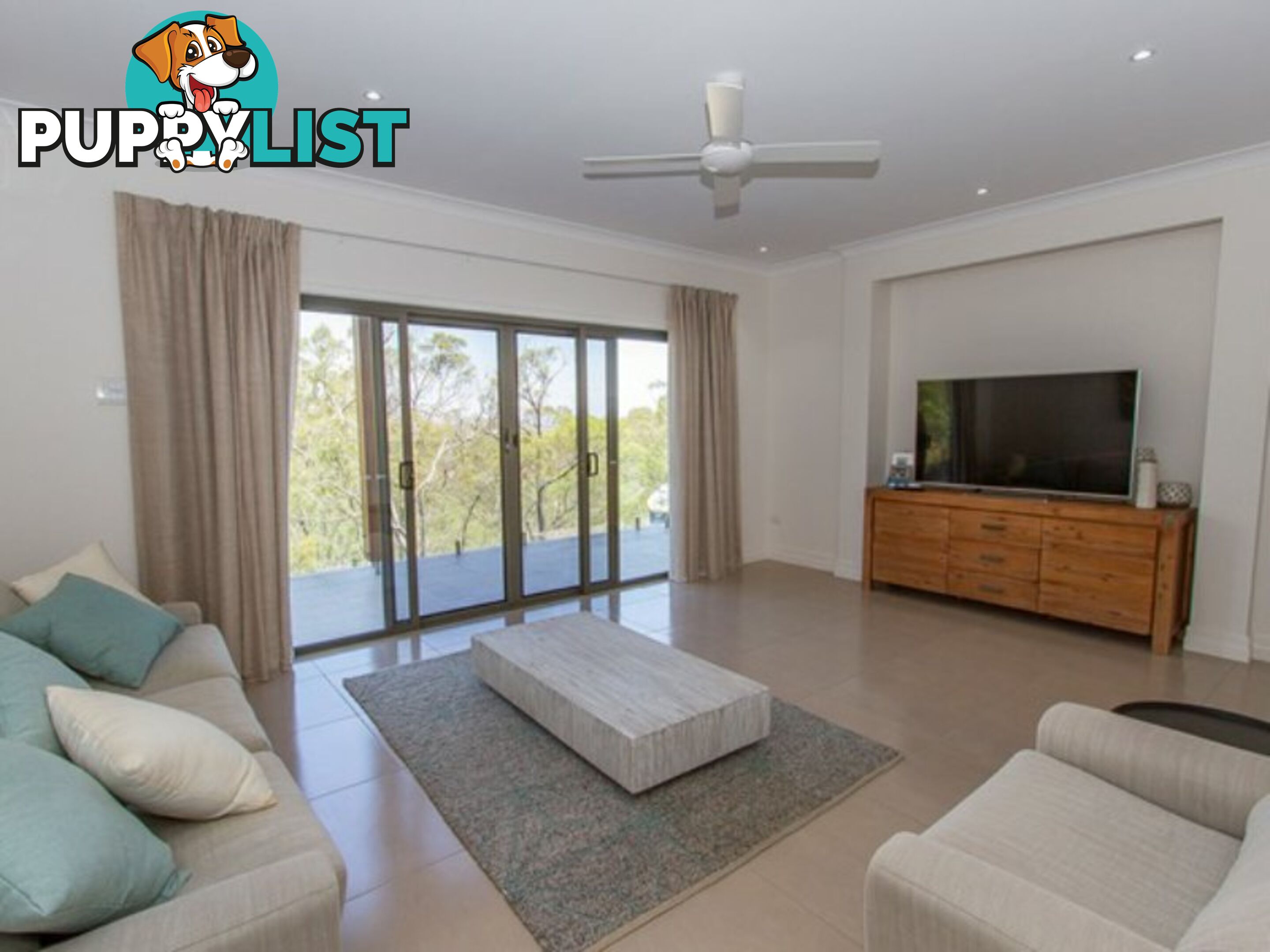 25 West Ridge Crescent WEST GLADSTONE QLD 4680