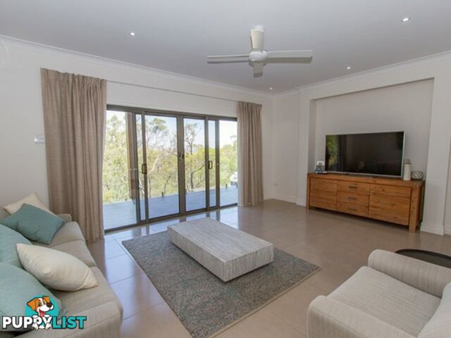 25 West Ridge Crescent WEST GLADSTONE QLD 4680