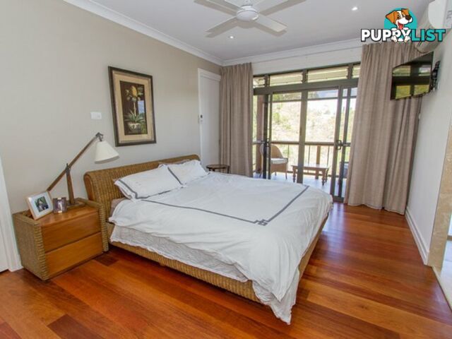 25 West Ridge Crescent WEST GLADSTONE QLD 4680