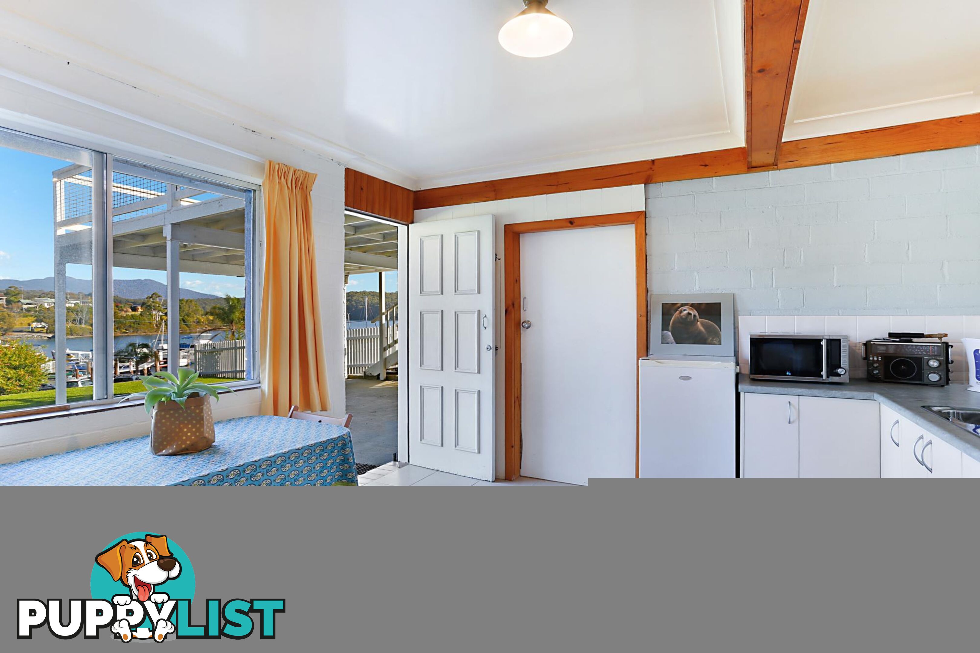 29 Riverside Drive NAROOMA NSW 2546