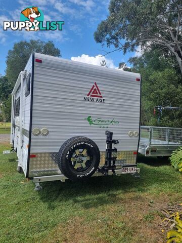 Fantastic Family Van - Triple Bunk 2020 New Age GECKO
