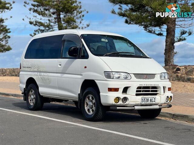 1999 MITSUBISHI DELICA CHAMONIXMONTBLANC PD6W VAN WAGON