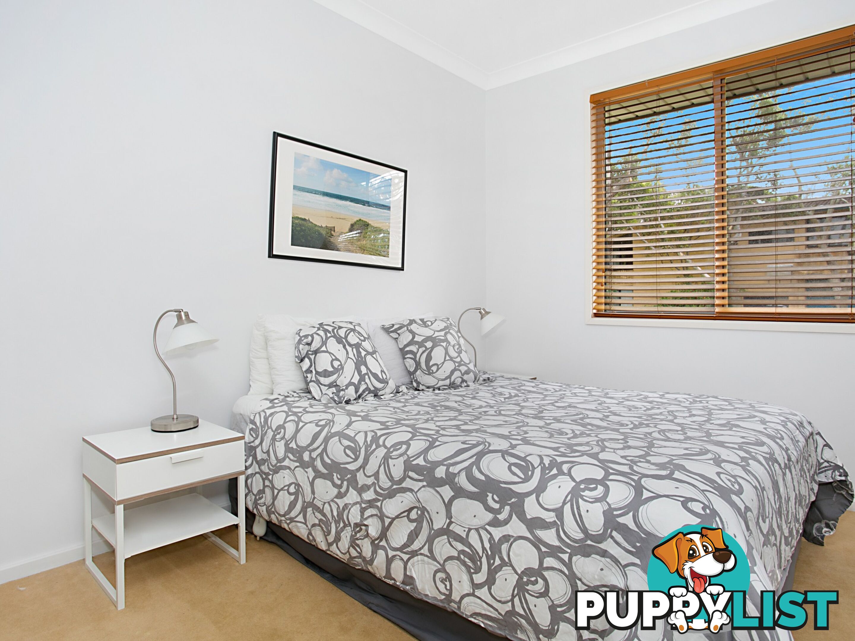 11 Russell Street HAWKS NEST NSW 2324