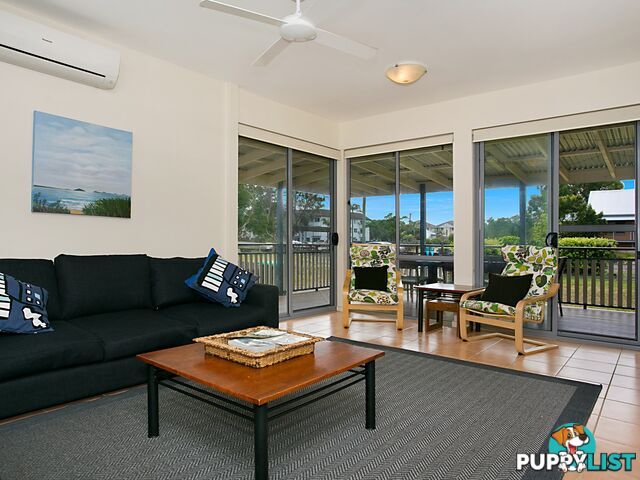 11 Russell Street HAWKS NEST NSW 2324