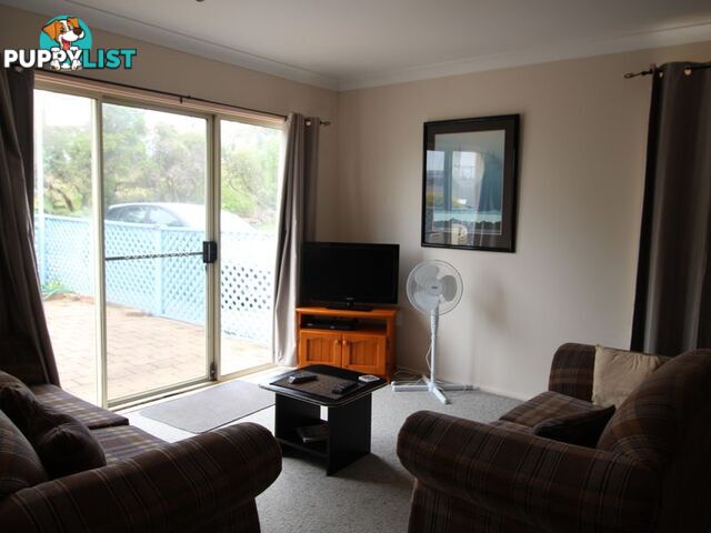 2/5 Beach Road HAWKS NEST NSW 2324