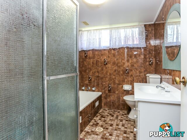 Unit 2/70 Mirreen Street HAWKS NEST NSW 2324