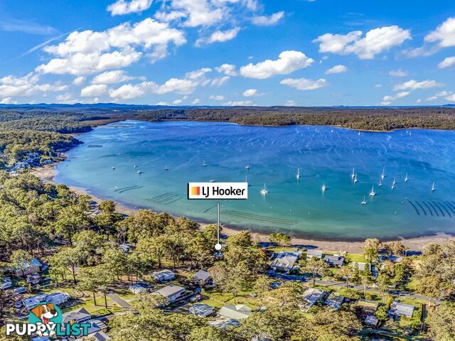 16 Cove Boulevard NORTH ARM COVE NSW 2324