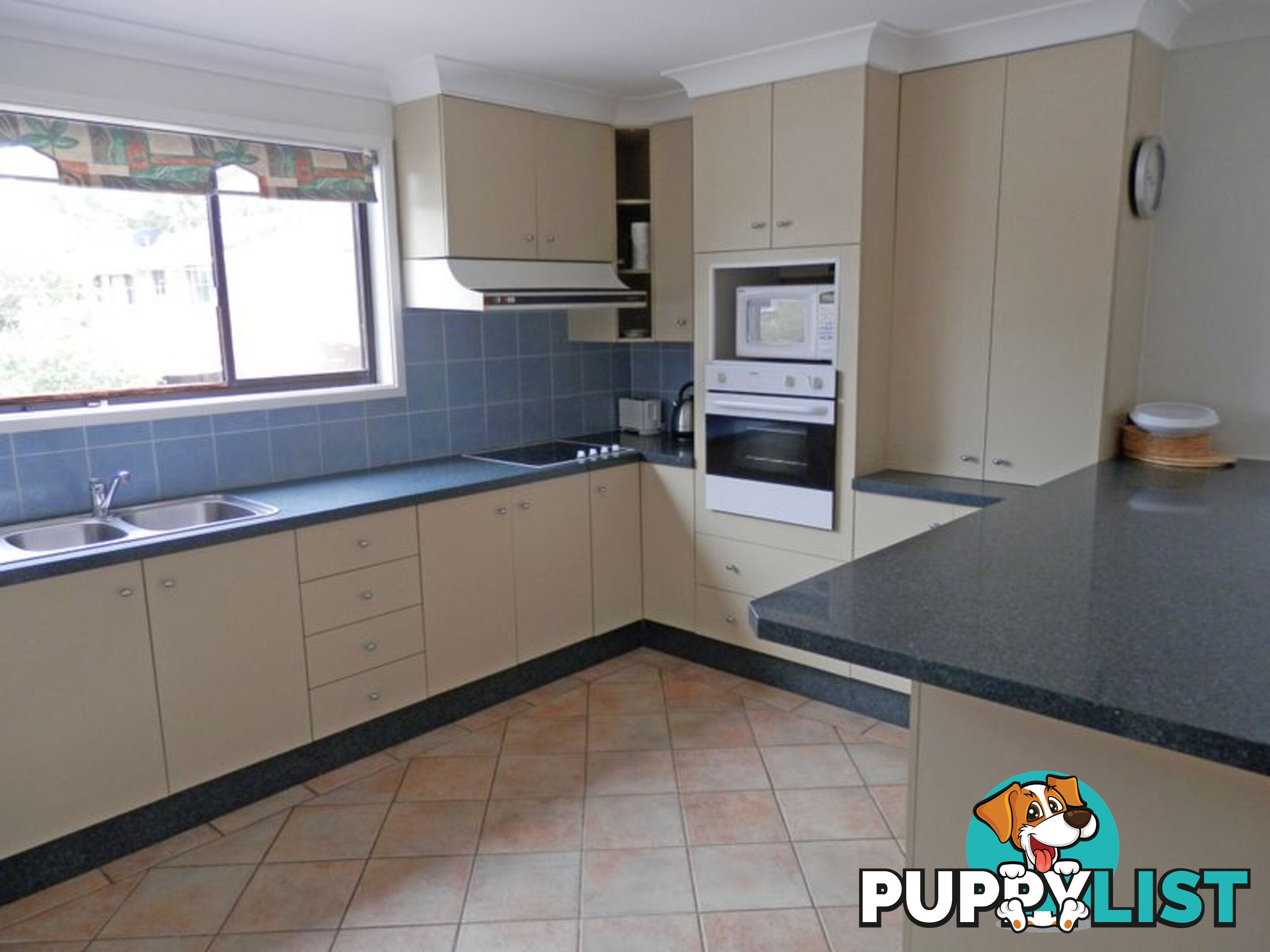 Unit 4/7 COORILLA STREET HAWKS NEST NSW 2324