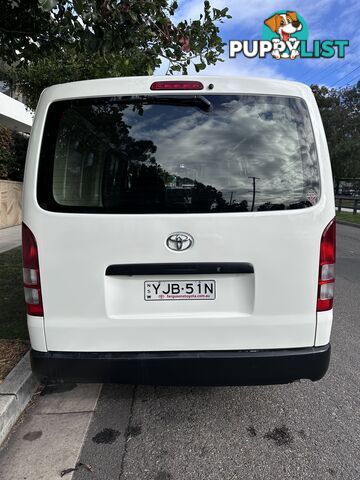 Toyota Van