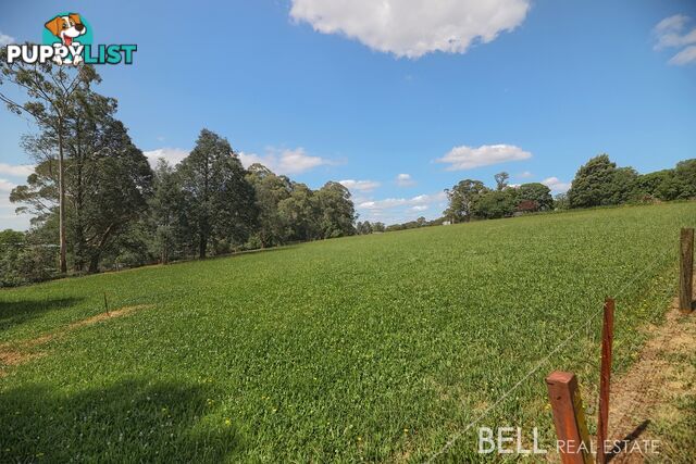 2 Russell Road GEMBROOK VIC 3783