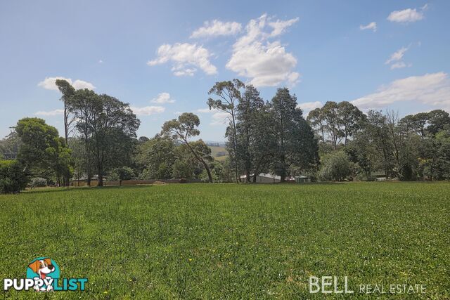 2 Russell Road GEMBROOK VIC 3783