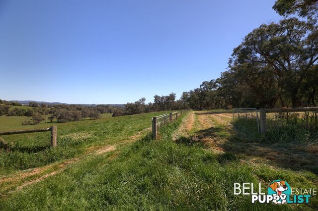 2215a Healesville - Koo Wee Rup Road YELLINGBO VIC 3139