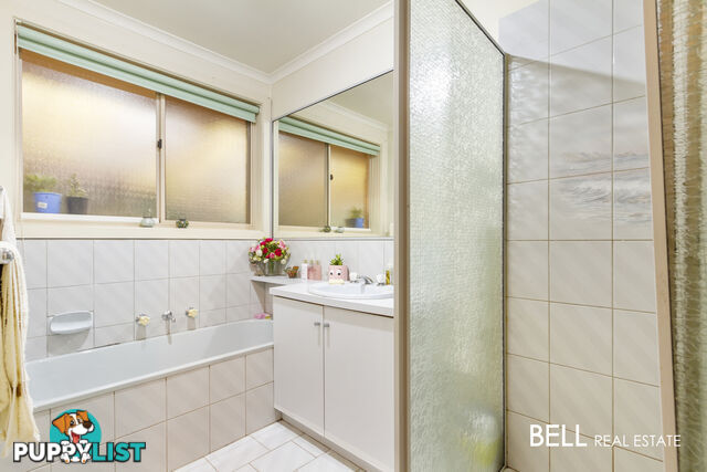 15 Beatty Parade COCKATOO VIC 3781