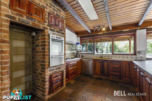 6 Viewhill Road COCKATOO VIC 3781