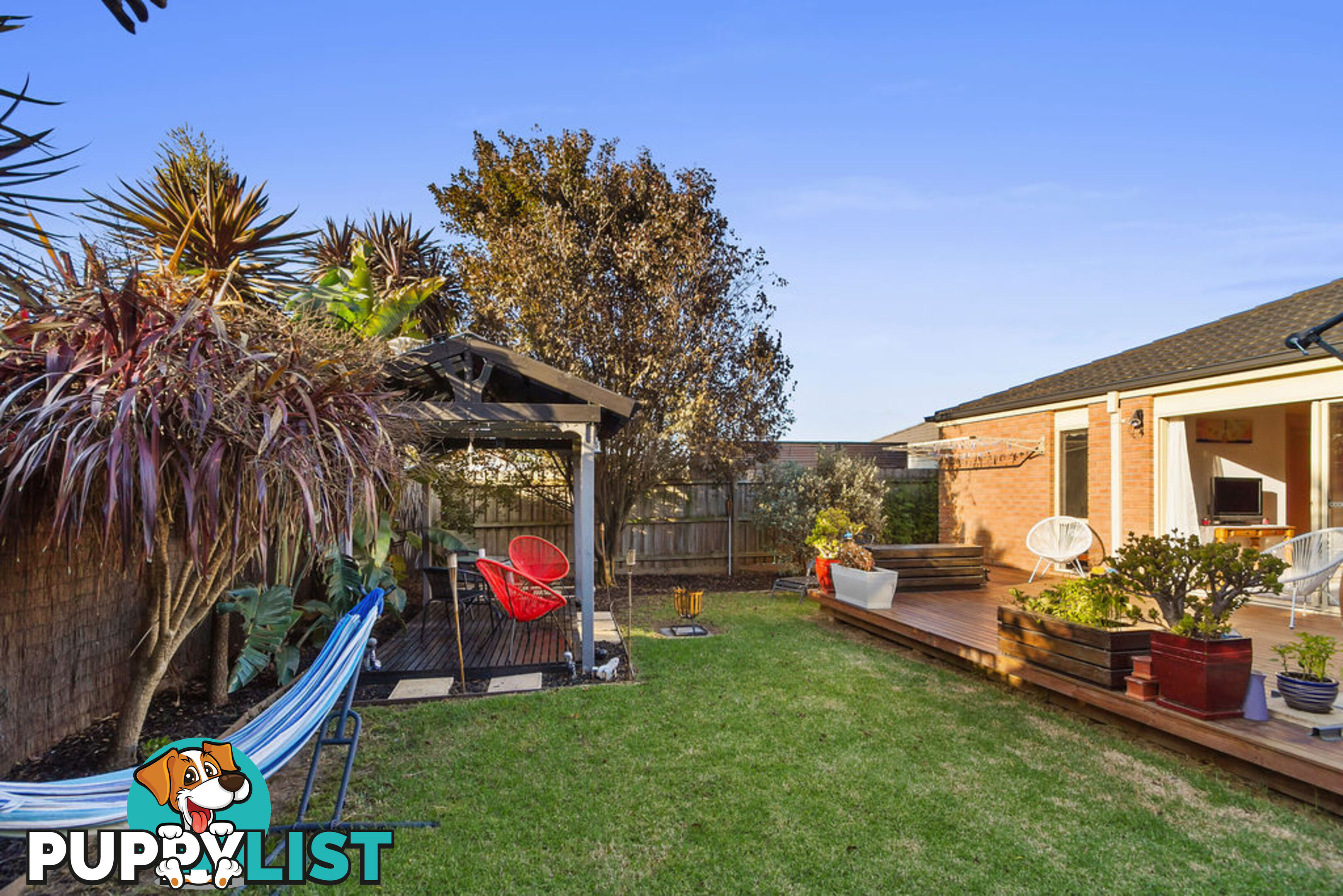 11 Tuileries Rise NARRE WARREN SOUTH VIC 3805