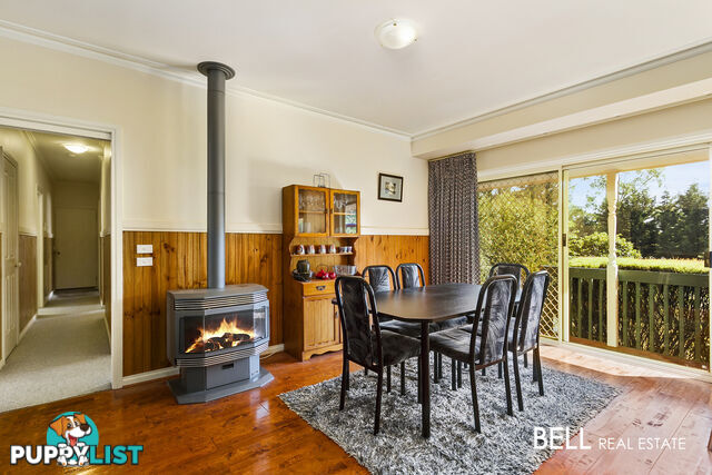 13 Old Gembrook Road EMERALD VIC 3782