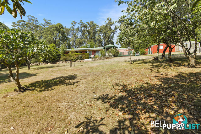 13 Old Gembrook Road EMERALD VIC 3782