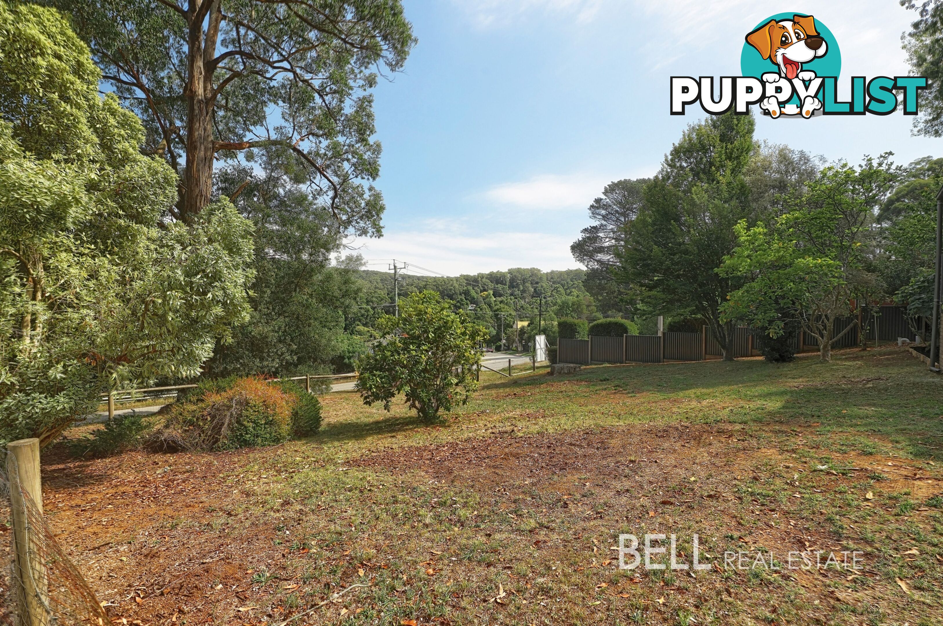 22 Belgrave-Gembrook Road COCKATOO VIC 3781