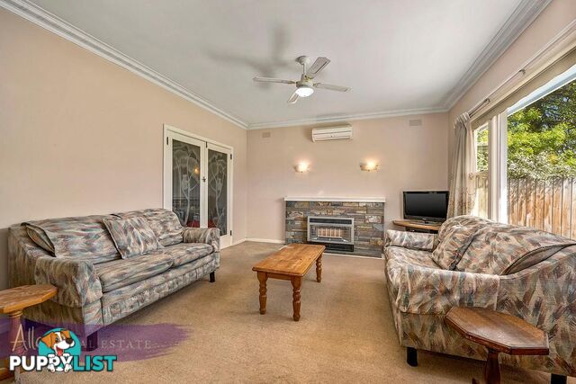 1 10 Esdale Street BLACKBURN VIC 3130