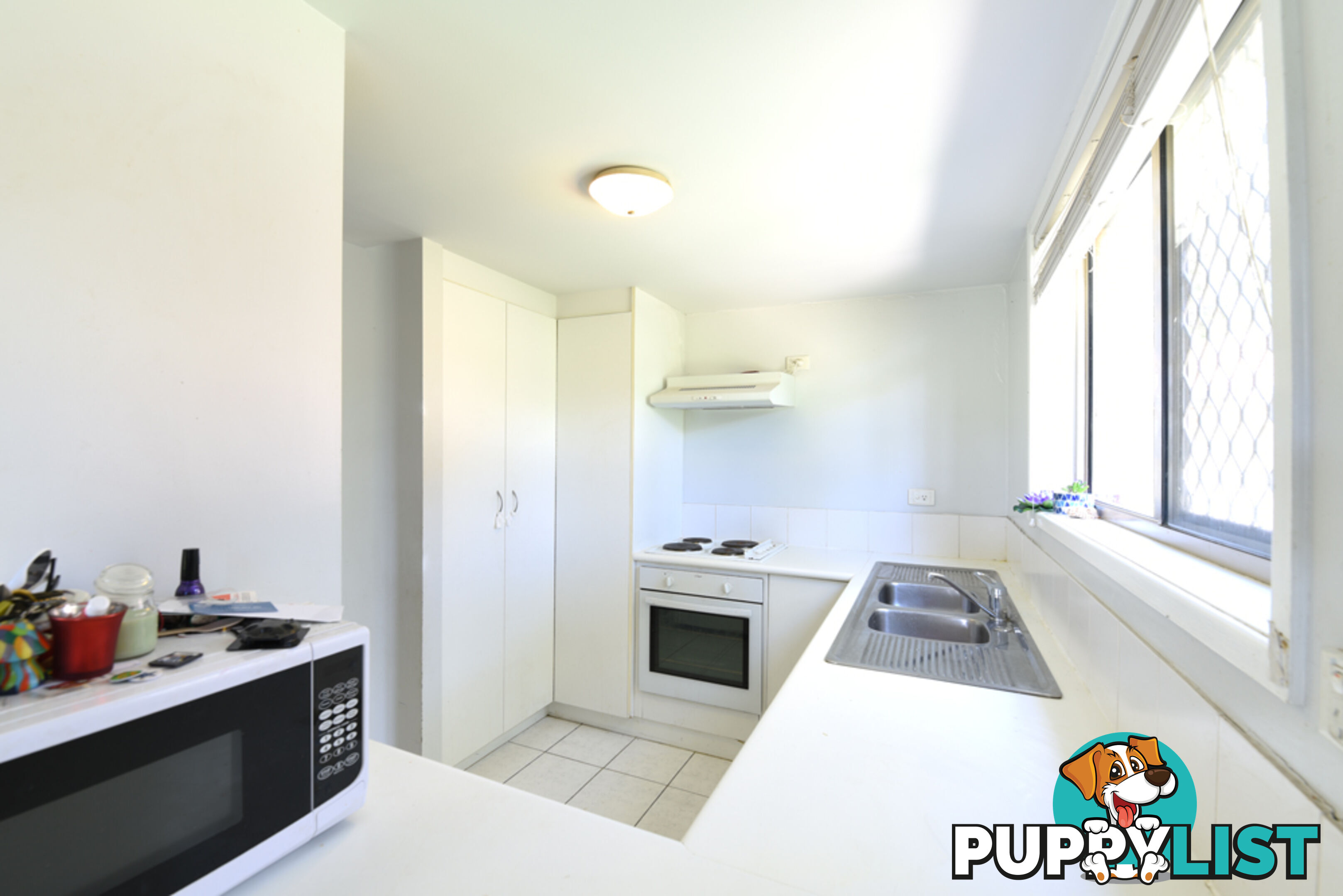 21/11 Waterford BUNDALL QLD 4217