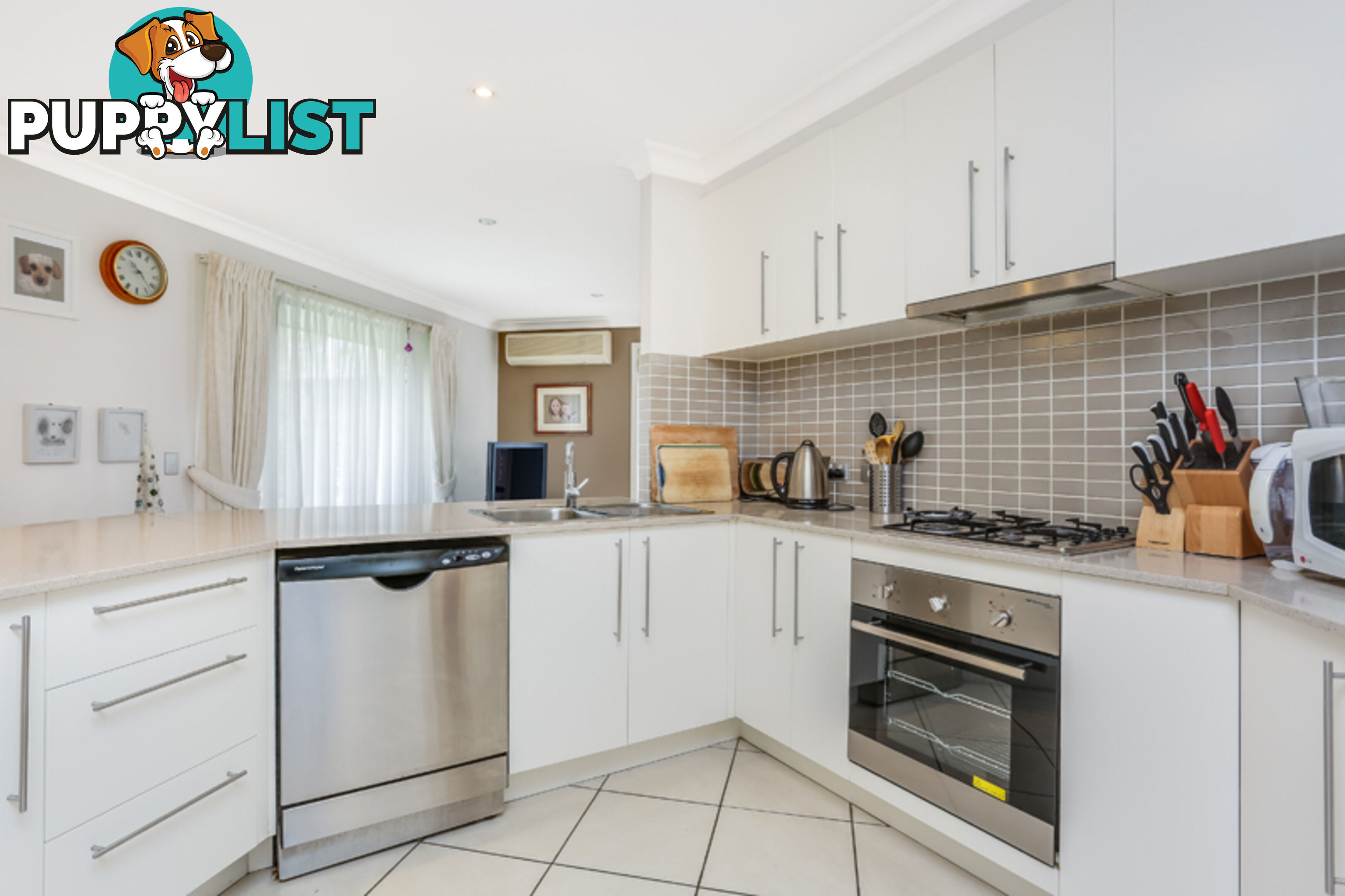 22 The Promenade HENDRA QLD 4011