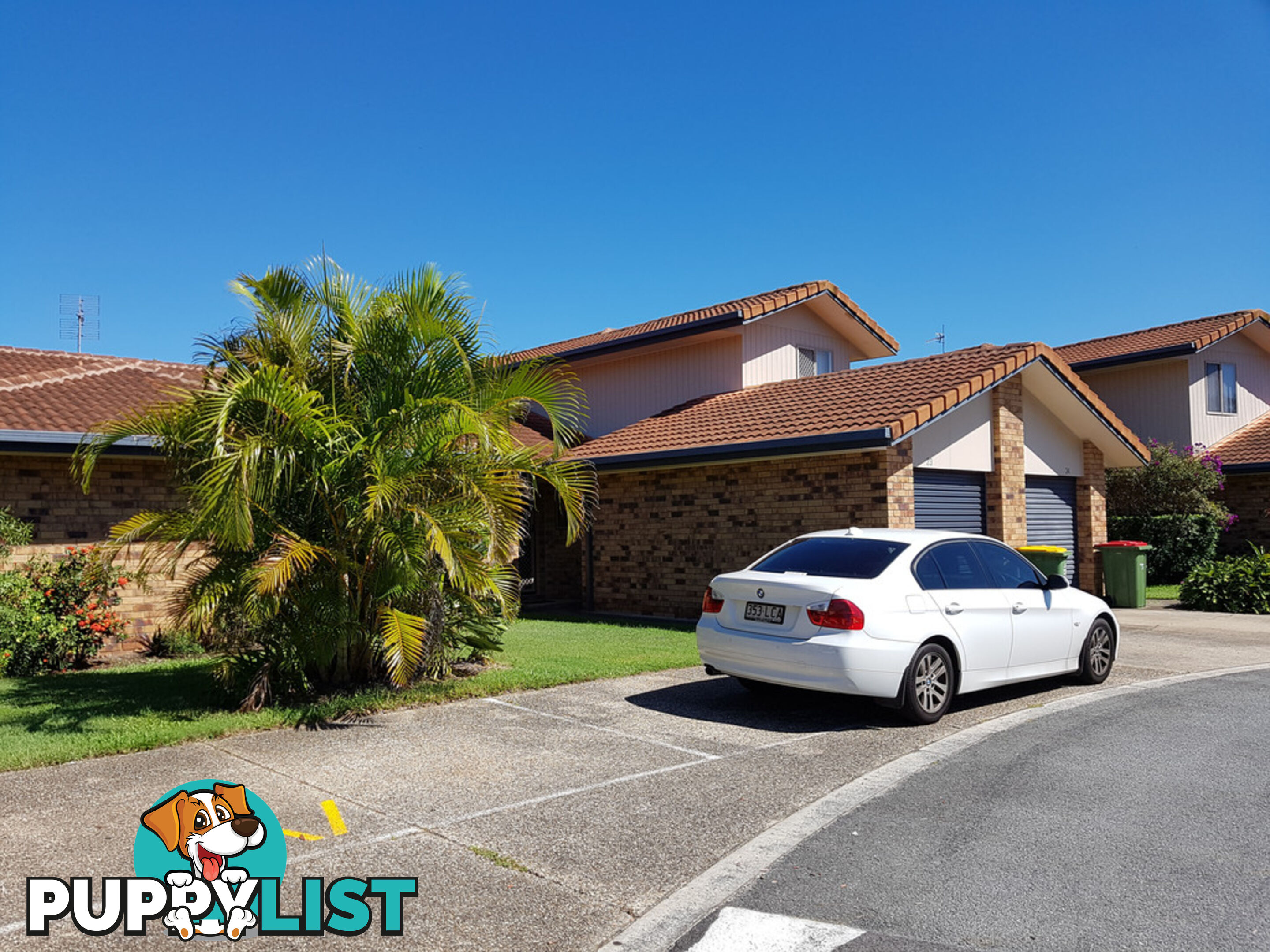 23/11 Waterford Court BUNDALL QLD 4217