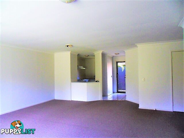 23/11 Waterford Court BUNDALL QLD 4217