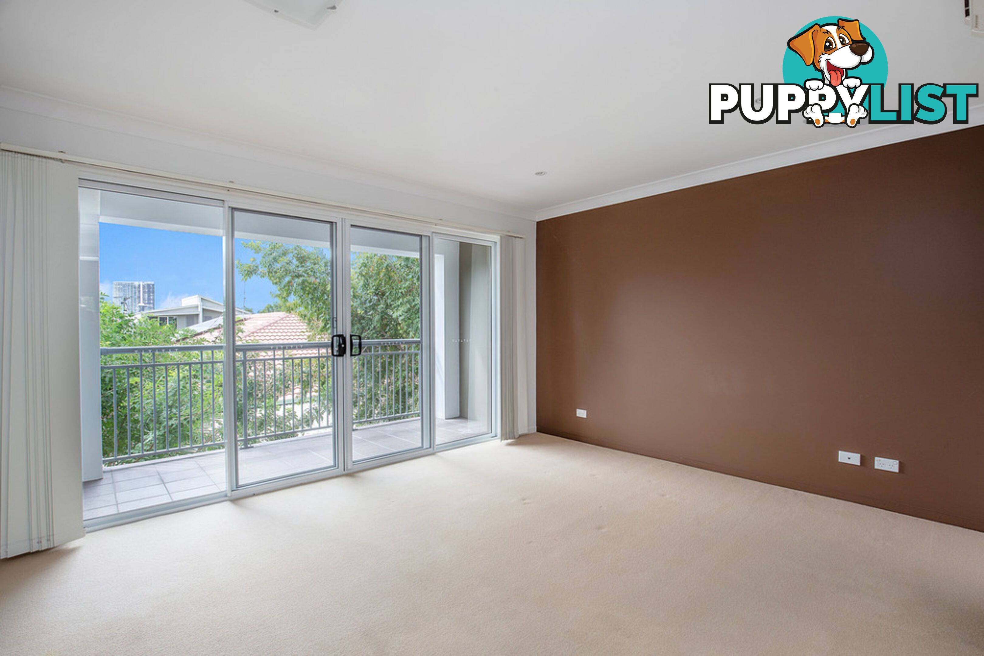 18/33 Clark Street BIGGERA WATERS QLD 4216