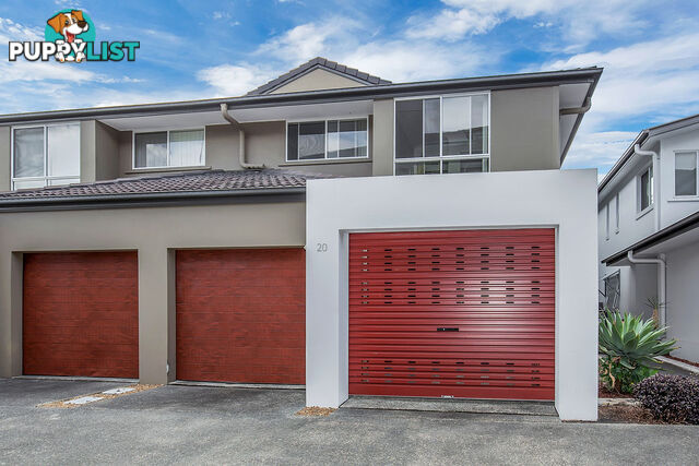 TH20/33 Clark Street BIGGERA WATERS QLD 4216